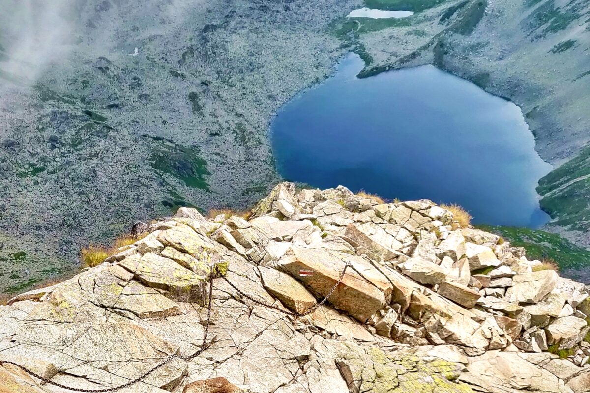 Oplus_16908288 - Świnica - widok na Czarny Staw Gąsienicowy