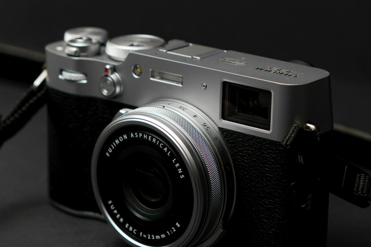 Oplus_16908288 - Najlepsze obiektywy APS-C 2026: 12 szkieł, które miażdżą ceną i wagą pełną klatkę